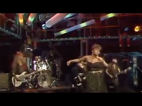 Go-Go&#039;s live performance on UK show THE TUBE 1982